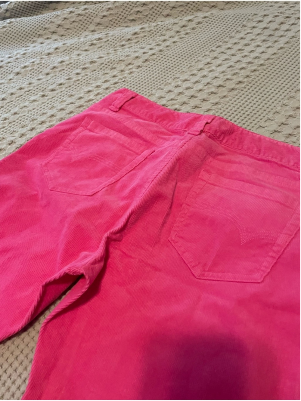 Vineyard vines hot pink corduroy jeans - Picture 5 of 5